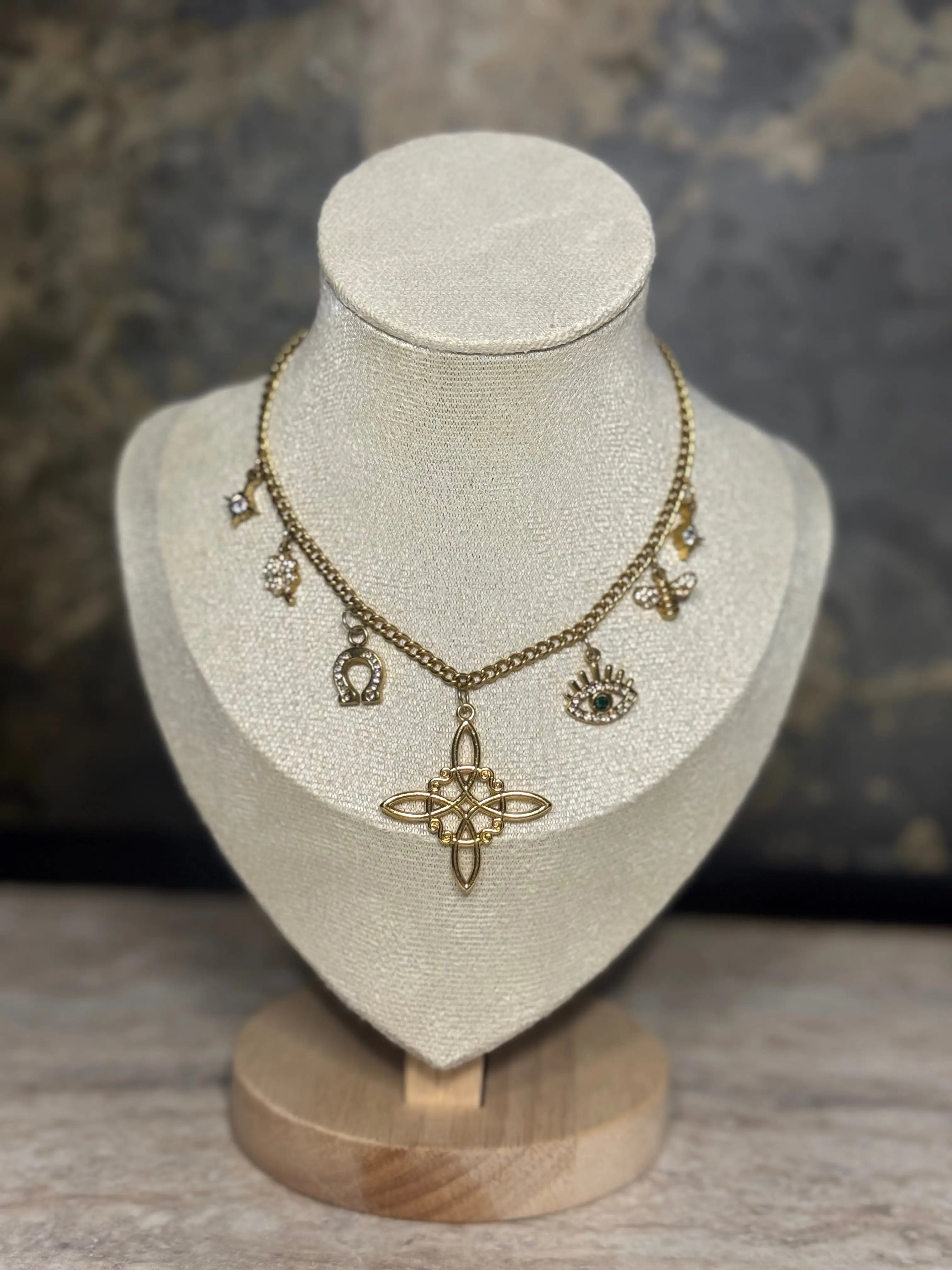 Collier Dahlia - Prix à partir de CS Créations Paris